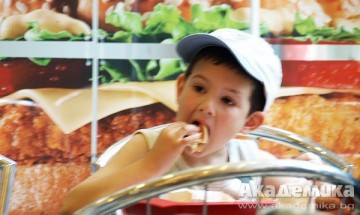 Родители игнорират затлъстяването на децата си
