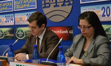МОН не казва кой е отговорен за учебниците
