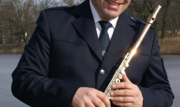 Флейтистът Христо Христов с концерт на девет флейти и семинар в НБУ