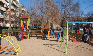 Седма детска площадка и ново спортно игрище за видинските деца