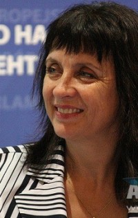 Ваня Кастрева: Задачата ни е да издигнем обществения престиж на учителите
