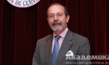 Испанският посланик открива конкурс за училищен театър в НАТФИЗ