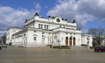 Частните училища и градини ще получават субсидии