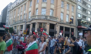 Ранобудните студенти се вдигат на протест срещу абсурдните назначения
