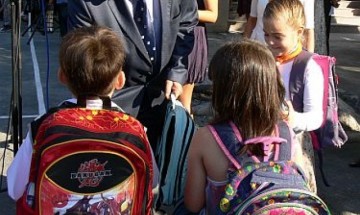 Асоциация „Родители“: Децата трябва да тръгват на училище на 6 години