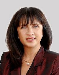 МОН  ще проверява училищата за фиктивно записани ученици