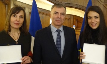 Двама докторанти от НБУ с франкофонски награди