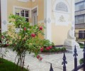 Националният литературен музей събира съвременни поети пред паметника на Яворов